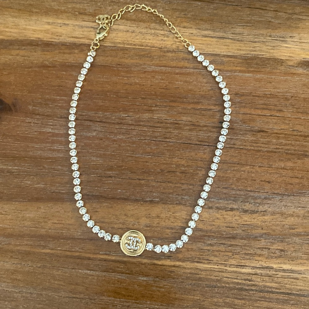 Beautiful Chanel choker necklace
